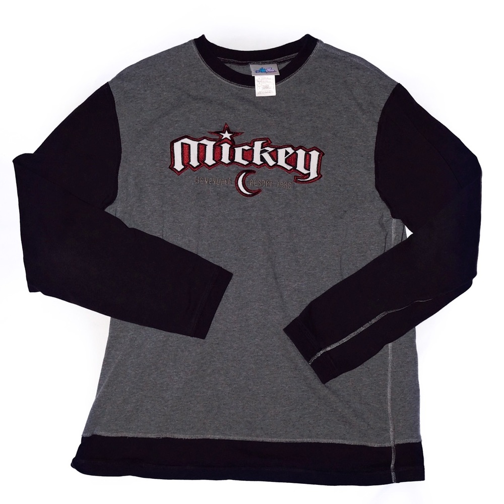 Vintage Mickey long-sleeve! 😍